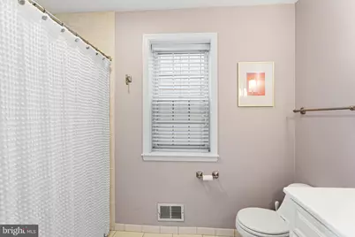 2413 Aspen Street, Philadelphia, PA 19130 - Photo 10