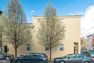 2200 Coral St, Philadelphia, PA 19125 - Photo 2