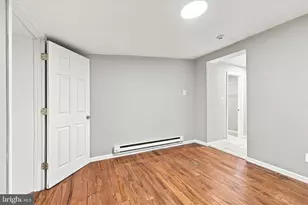 1915 Wharton St, Philadelphia, PA 19146 - Photo 10