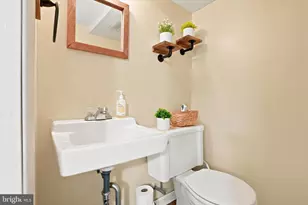1213 Fenwick Pl, Philadelphia, PA 19115 - Photo 18