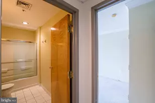 1939 Chestnut St, Philadelphia, PA 19103 - Photo 8