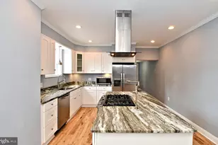 260 Roxborough Ave, Philadelphia, PA 19128 - Photo 12