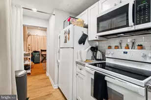 5325 W Stiles St, Philadelphia, PA 19131 - Photo 6