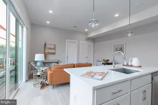 52 W Washington Ln, Philadelphia, PA 19144 - Photo 10