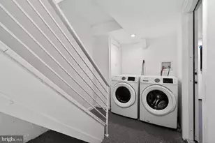 6926 Grosbeak Pl, Philadelphia, PA 19142 - Photo 10