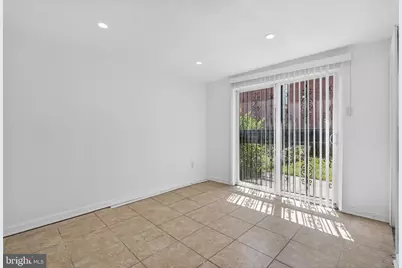 6926 Grosbeak Place, Philadelphia, PA 19142 - Photo 16