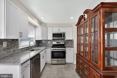 6926 Grosbeak Place, Philadelphia, PA 19142 - Photo 6