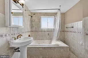6926 Grosbeak Pl, Philadelphia, PA 19142 - Photo 12