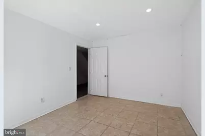 6926 Grosbeak Place, Philadelphia, PA 19142 - Photo 18