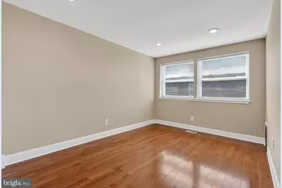 6926 Grosbeak Place, Philadelphia, PA 19142 - Photo 12