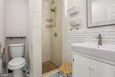 2546 N 5th Street, Philadelphia, PA 19133 - Photo 12