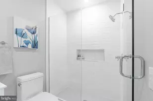 52 W Washington Ln, Philadelphia, PA 19144 - Photo 18