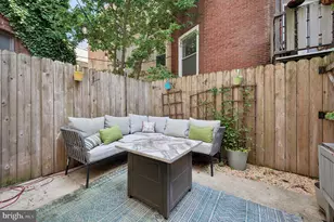 1208 St James St, Philadelphia, PA 19107 - Photo 8