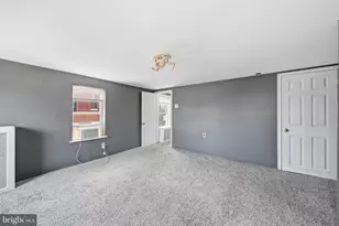 924 S 10th St, Philadelphia, PA 19147 - Photo 14