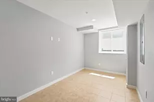 2044 N 5th St, Philadelphia, PA 19122 - Photo 14