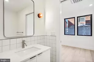 2007 Cambridge St, Philadelphia, PA 19130 - Photo 18