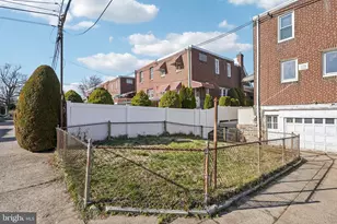 1312 St Vincent St, Philadelphia, PA 19111 - Photo 28