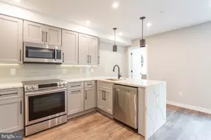 1619 Bainbridge St, Philadelphia, PA 19146 - Photo 6