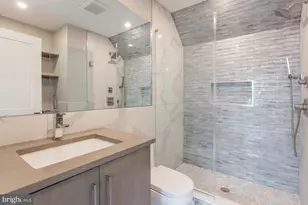 1619 Bainbridge St, Philadelphia, PA 19146 - Photo 16