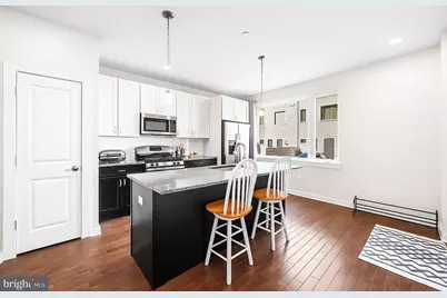 1640 N 5th Court #29, Philadelphia, PA 19122 - Photo 2