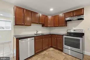 1525 S 19th St, Philadelphia, PA 19146 - Photo 2