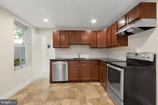 1525 S 19th St, Philadelphia, PA 19146 - Photo 8