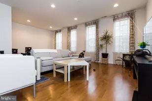 207 Brinley Ct, Philadelphia, PA 19146 - Photo 2