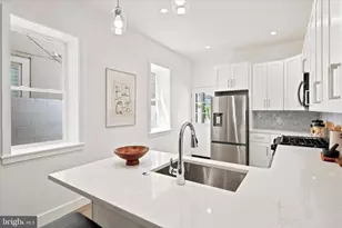 2119 Tasker St, Philadelphia, PA 19145 - Photo 32
