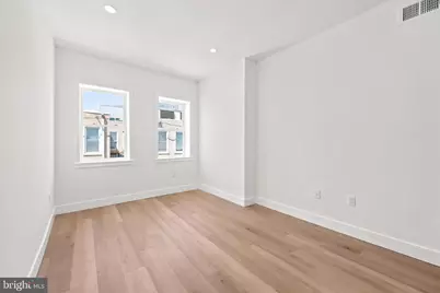 2119 Tasker Street, Philadelphia, PA 19145 - Photo 18