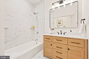 2119 Tasker St, Philadelphia, PA 19145 - Photo 12
