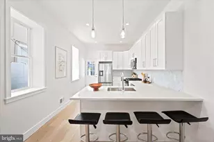 2119 Tasker St, Philadelphia, PA 19145 - Photo 8