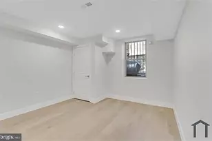 3259 N 13th St, Philadelphia, PA 19140 - Photo 12