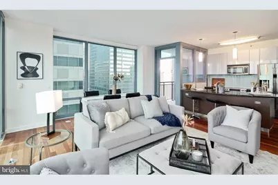 2101 Market Street #3307, Philadelphia, PA 19103 - Photo 4