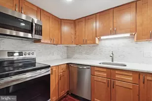12 S Letitia St, Philadelphia, PA 19106 - Photo 18