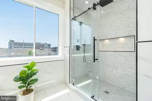 2641 Martha St, Philadelphia, PA 19125 - Photo 32