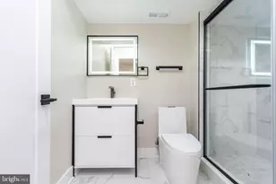 2641 Martha St, Philadelphia, PA 19125 - Photo 18