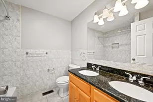 1241 S 8th St, Philadelphia, PA 19147 - Photo 10