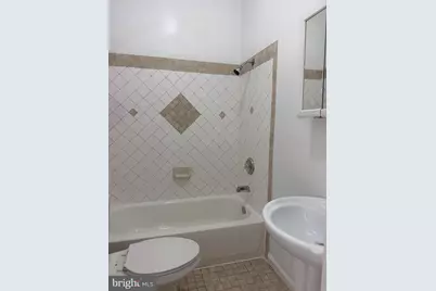 1112 W Glenwood Avenue #1, Philadelphia, PA 19133 - Photo 8