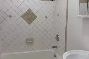 1112 W Glenwood Ave, Philadelphia, PA 19133 - Photo 8