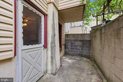 917 S 10th Street, Philadelphia, PA 19147 - Photo 10