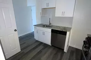 2519 N Mutter St, Philadelphia, PA 19133 - Photo 2