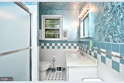 8906 Alicia Street, Philadelphia, PA 19115 - Photo 18