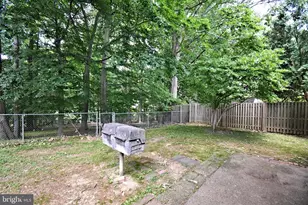 8906 Alicia St, Philadelphia, PA 19115 - Photo 24