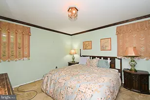 8906 Alicia St, Philadelphia, PA 19115 - Photo 16