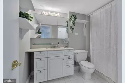604 S Washington Square #1209, Philadelphia, PA 19106 - Photo 16