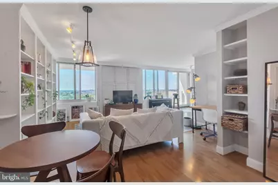 604 S Washington Square #1209, Philadelphia, PA 19106 - Photo 6