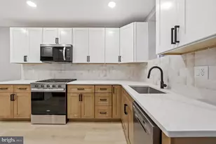 1733 Jackson St, Philadelphia, PA 19145 - Photo 16
