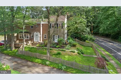 724 S Mount Pleasant Road, Philadelphia, PA 19119 - Photo 2