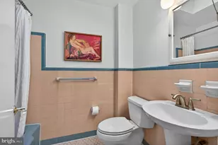 724 S Mt Pleasant Rd, Philadelphia, PA 19119 - Photo 14