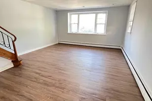 1012 Brighton St, Philadelphia, PA 19111 - Photo 4